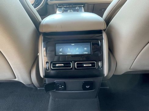 Used 2020 Lincoln Aviator Reserve w/ Equipment Group 201A AWD/4WD image 28