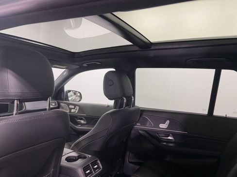 Certified 2025 Mercedes-Benz GLS 450 4MATIC image 24
