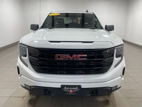 Used 2023 GMC Sierra 1500 Elevation w/ X31 Off-Road Package image 2