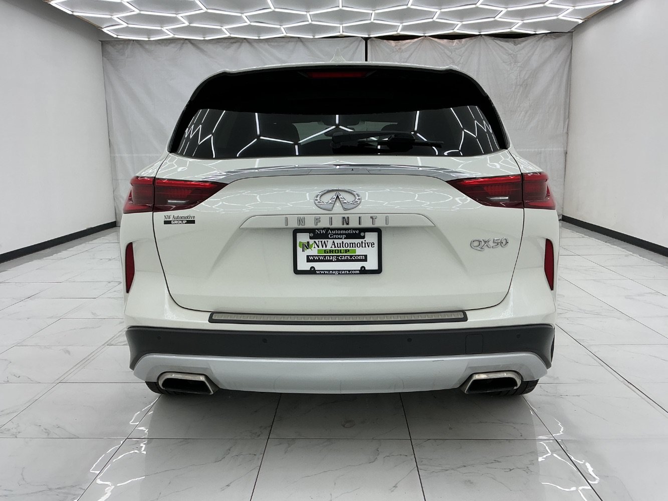 Used 2020 INFINITI QX50 Essential w/ Convenience Package FWD image 10