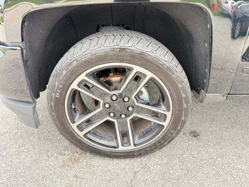 Used 2018 Chevrolet Silverado 1500 LT w/ LPO, Black Pack AWD/4WD image 2