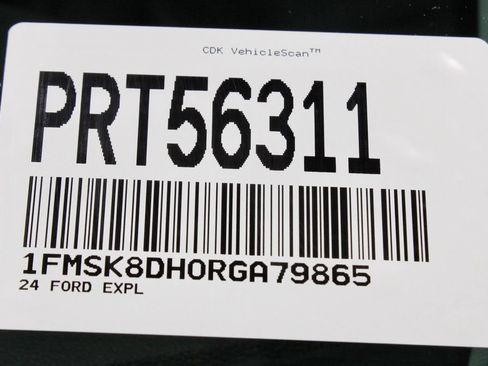 Used 2024 Ford Explorer XLT w/ Equipment Group 202A AWD/4WD image 37