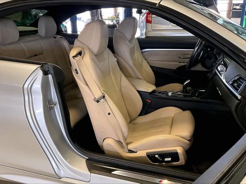 Used 2017 BMW 430i Convertible image 9