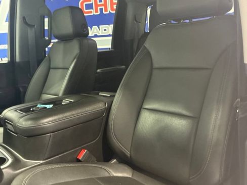 Used 2022 Chevrolet Silverado 2500 LTZ w/ LTZ Plus Package AWD/4WD image 21