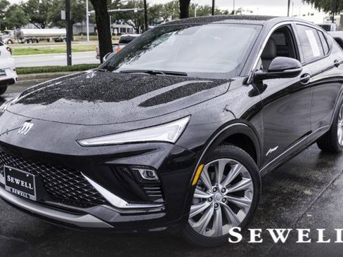 Certified 2024 Buick Envista Avenir image 1