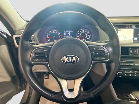 Used 2017 Kia Optima EX w/ Premium Package FWD image 12