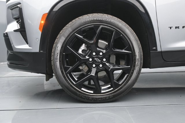 Used 2025 Chevrolet Traverse RS AWD/4WD image 27