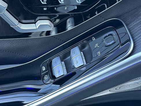 Used 2023 Mercedes-Benz S 580 4MATIC Sedan image 13