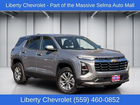 Used 2025 Chevrolet Equinox LT FWD image 1