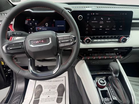 New 2025 GMC Canyon AT4 w/ AT4X Package image 20