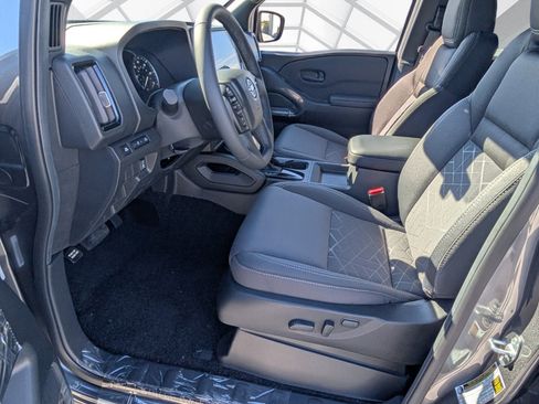 New 2026 Nissan Frontier SV image 6