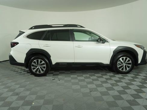 Certified 2025 Subaru Outback Premium image 8