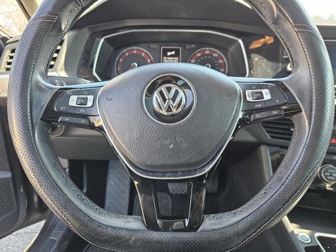 Used 2019 Volkswagen Jetta SE image 21