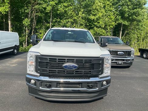 New 2026 Ford F350 XL AWD/4WD image 2