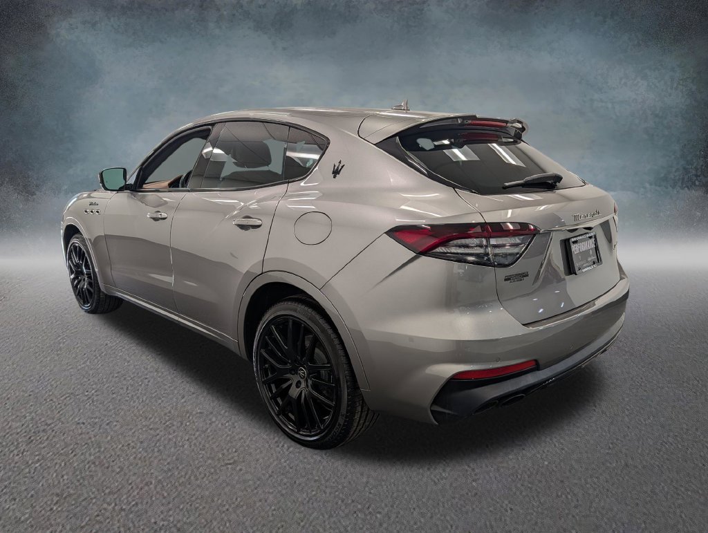 Used 2022 Maserati Levante Modena AWD/4WD image 4