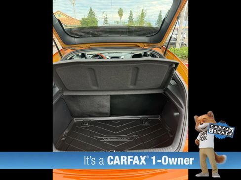 Used 2012 Hyundai Veloster w/ Style Pkg image 20