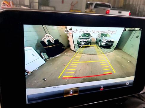 Used 2017 Mercedes-Benz GLC 300 GLC 300 image 26