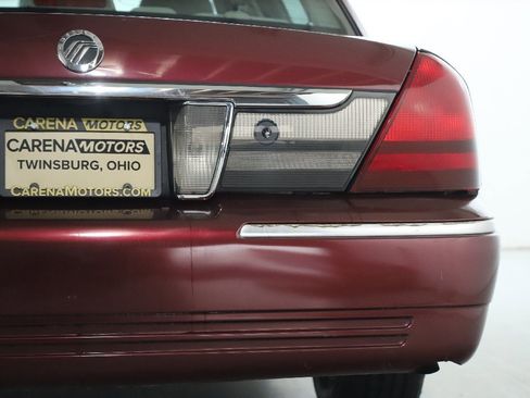 Used 2007 Mercury Grand Marquis GS image 9