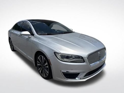 Used 2017 Lincoln MKZ Reserve w/ Luxury Package AWD/4WD image 8