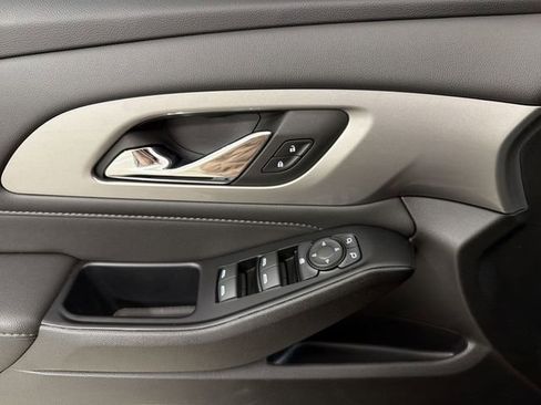 Certified 2023 Chevrolet Traverse LT image 25