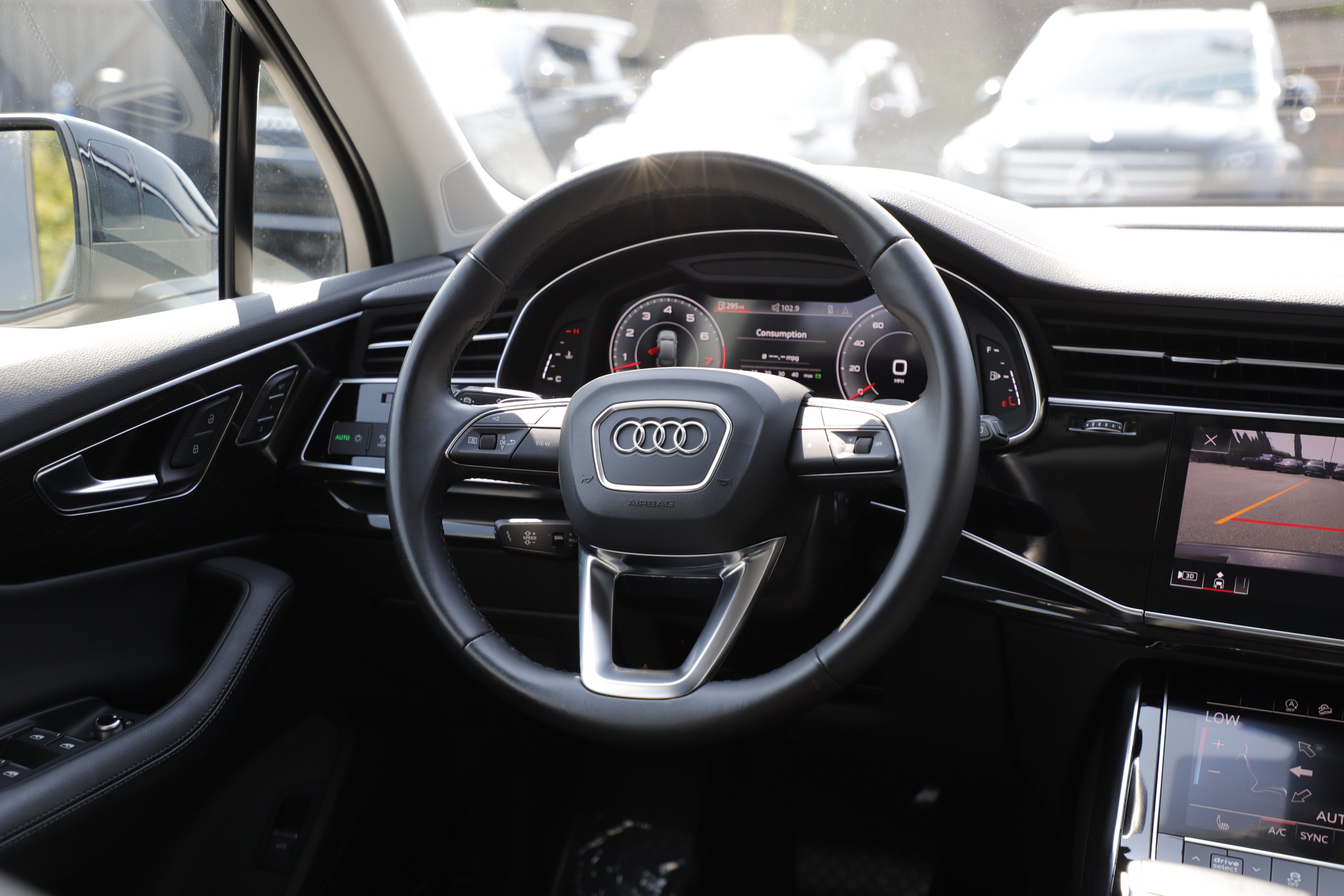 Used 2023 Audi Q7 3.0T Premium Plus w/ Premium Plus Package AWD/4WD image 18