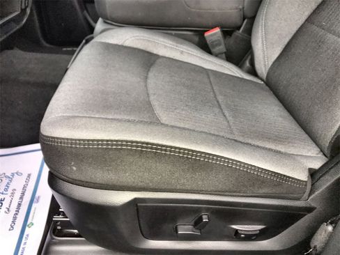 Used 2024 RAM 2500 Big Horn w/ Level 2 Equipment Group image 12