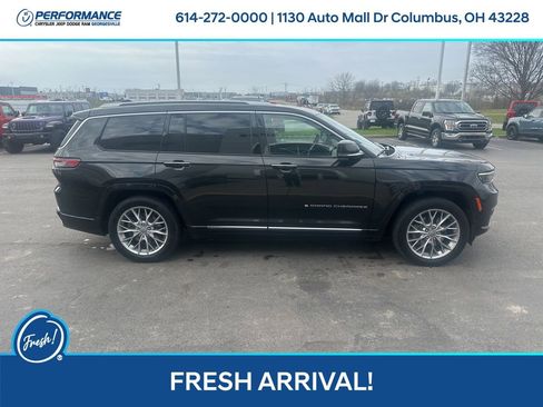 Used 2022 Jeep Grand Cherokee L Summit image 3