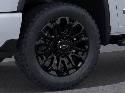 New 2026 Chevrolet Silverado 2500 High Country w/ High Country Premium Package image 9