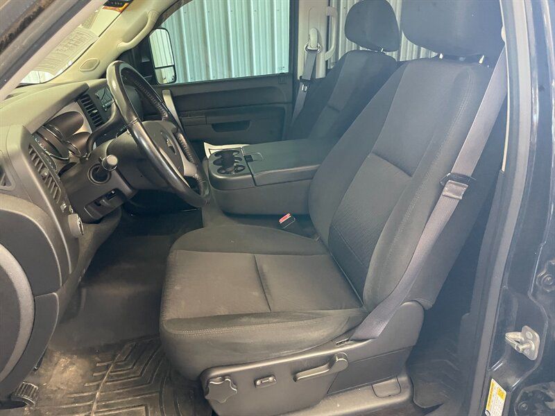 Used 2013 Chevrolet Silverado 2500 LT w/ Z71 Appearance Package AWD/4WD image 14