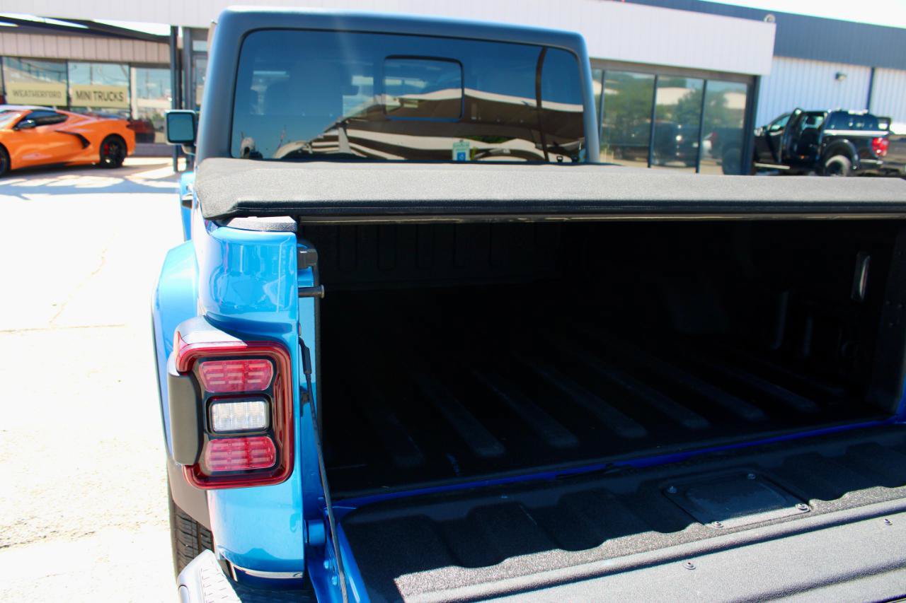 Used 2021 Jeep Gladiator Overland w/ Uconnect 4C Nav & Sound Group AWD/4WD image 9