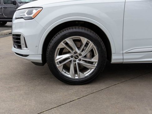 Used 2022 Audi Q7 3.0T Premium Plus AWD/4WD image 29