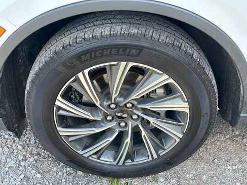 New 2026 Lincoln Aviator AWD image 5