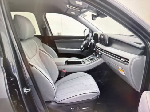 Used 2025 Hyundai Palisade SEL image 8