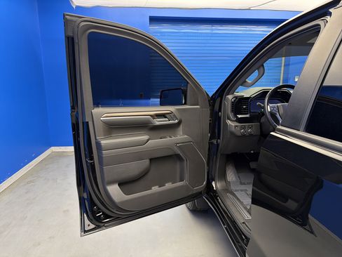 Used 2023 Chevrolet Silverado 1500 RST w/ LPO, Dark Essentials Package AWD/4WD image 10