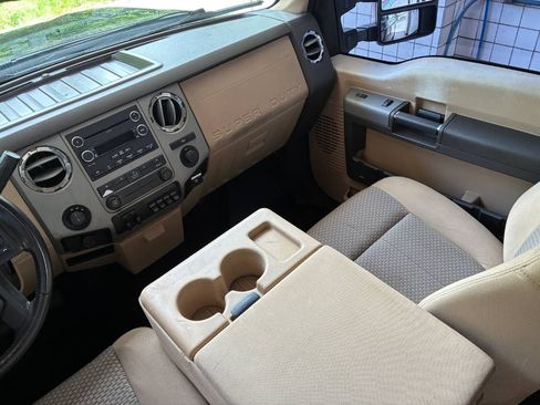 Used 2013 Ford F250 XLT w/ XLT Value Pkg AWD/4WD image 16