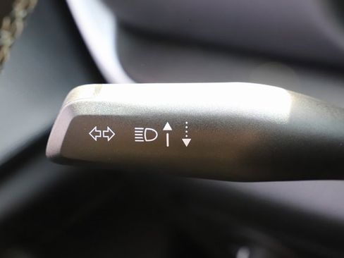 New 2025 Jeep Grand Cherokee Altitude image 34