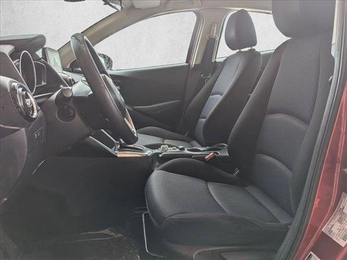 Used 2017 Toyota Yaris iA image 16