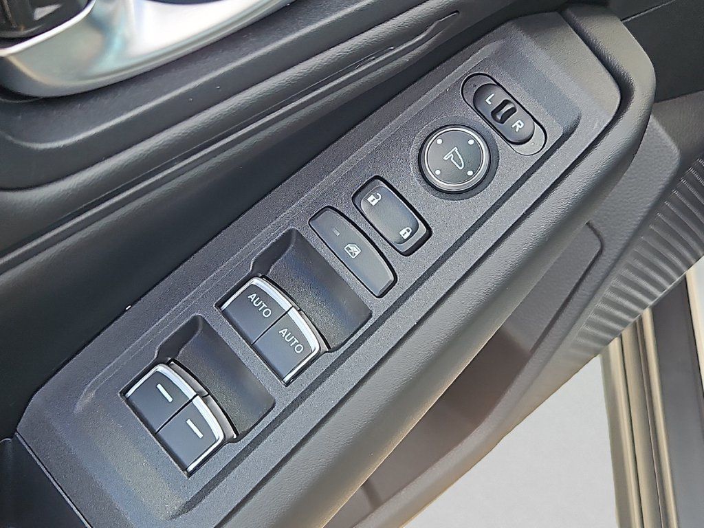 Used 2024 Honda Accord EX image 24