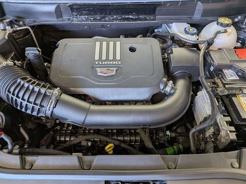 Certified 2023 Cadillac XT5 Premium Luxury w/ LPO, Floor Liner Package AWD/4WD image 28