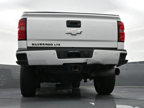 Used 2018 Chevrolet Silverado 2500 LTZ w/ Duramax Plus Package image 26