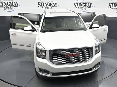 Used 2020 GMC Yukon XL Denali w/ Enhanced Security Package RWD image 34