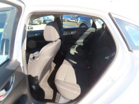 Used 2019 Kia Forte LXS image 17