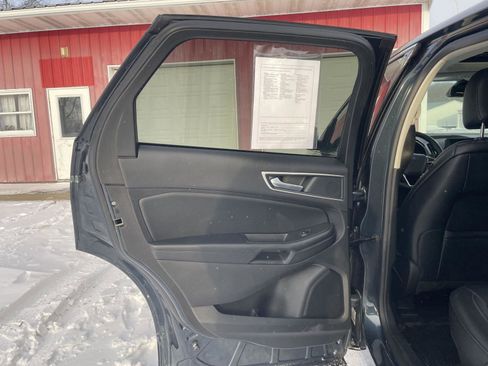 Used 2022 Ford Edge SEL w/ Convenience Package image 25
