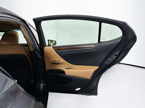 Used 2023 Lexus ES 350 w/ Premium Package image 31