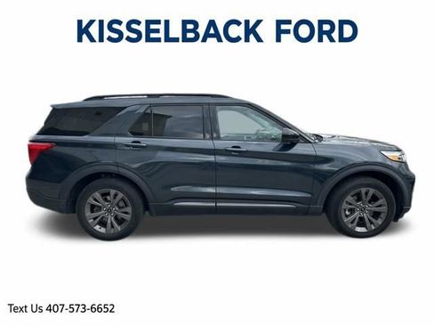 Used 2022 Ford Explorer XLT w/ Equipment Group 202A image 2