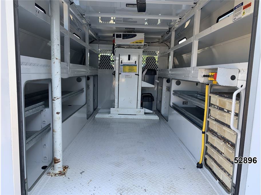 Used 2017 Ford E-350 and Econoline 350 Super Duty w/ Power Windows & Locks Group RWD image 11