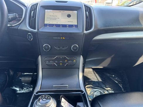 Used 2019 Ford Edge SEL w/ Equipment Group 201A FWD image 22