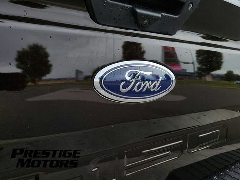 Used 2020 Ford F150 XLT w/ Equipment Group 302A Luxury AWD/4WD image 12