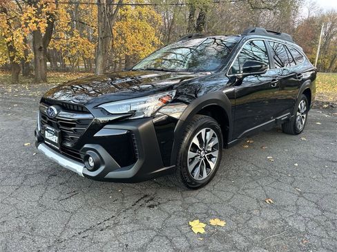 Certified 2023 Subaru Outback Limited image 4