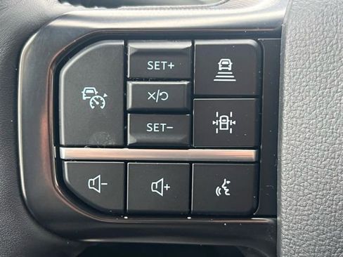 New 2025 Ford F150 Platinum w/ FX4 Off-Road Package AWD/4WD image 13